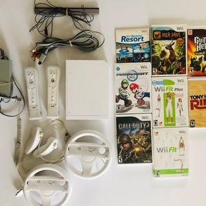 COPY - Nintendo Wii Console (RVL-001) 2 Controllers Wheels & Mario Kart + 7 oth…